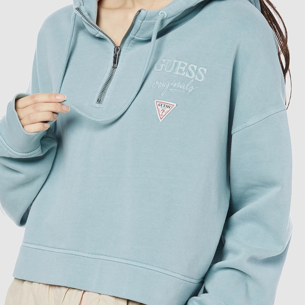 Cropped Go Olivia Classic Logo Hoodie